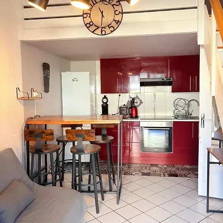 St Cyprien Belle Maisonette Grande Terrasse * サン・シプリアン